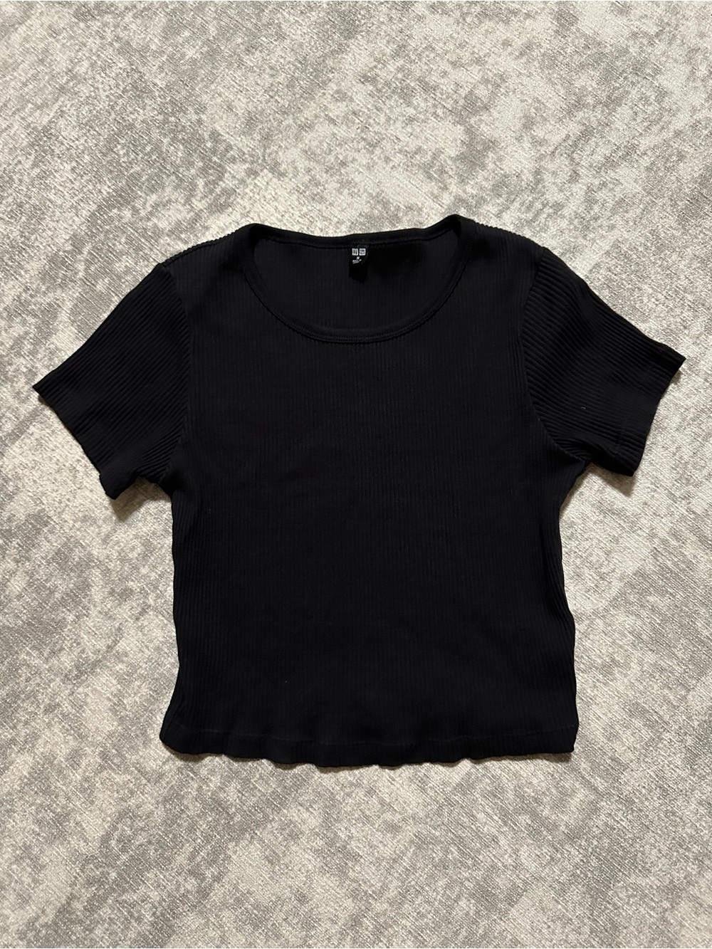 Uniqlo Black Ribbed Short Sleeve Tee